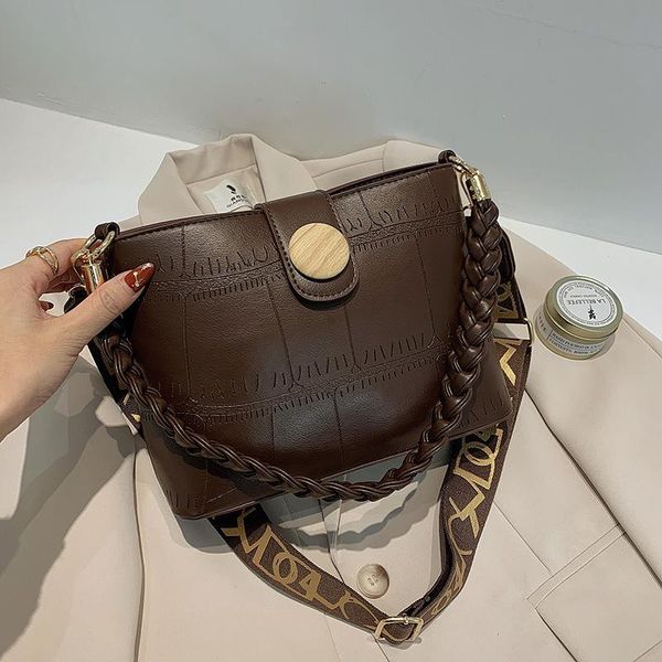 evening bags womens handbags autumn and winter small women 2021 fashion versatile red wide shoulder strap portable bucket bag purses
evening bags womens handbags autumn and winter small women 2021 fashion versatile red wide shoulder strap portable bucket bag purses