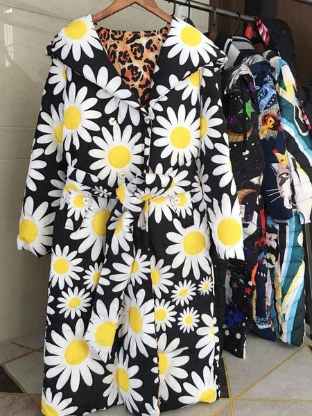 women's trench coats beautifully fried high-end custom small daisy flower print warm down jacket 2021 winter mid-length, Tan;black
women's trench coats beautifully fried high-end custom small daisy flower print warm down jacket 2021 winter mid-length, Tan;black