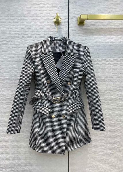 women's suits & blazers 2021fw autumn women plaid wool double breasted blazer jacket female casual overcoat with belts gdnz 9.1, White;black
women's suits & blazers 2021fw autumn women plaid wool double breasted blazer jacket female casual overcoat with belts gdnz 9.1, White;black