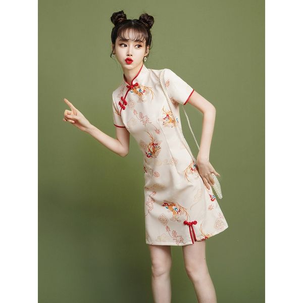 luxury cheongsam bone etched cheongsam improved drs 2021 summer short modern young girl chine style, Blue;red
luxury cheongsam bone etched cheongsam improved drs 2021 summer short modern young girl chine style, Blue;red