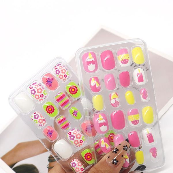 false nails 24pcs/set candy cartoon nail tips children cute full cover kid glue self fake art for girls manicure, Red;gold
false nails 24pcs/set candy cartoon nail tips children cute full cover kid glue self fake art for girls manicure, Red;gold