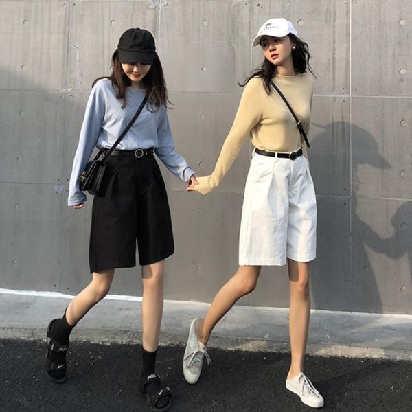 knee-length shorts women loose straight style white 2021 high waist wide leg casual short pants summer women's, White;black
knee-length shorts women loose straight style white 2021 high waist wide leg casual short pants summer women's, White;black