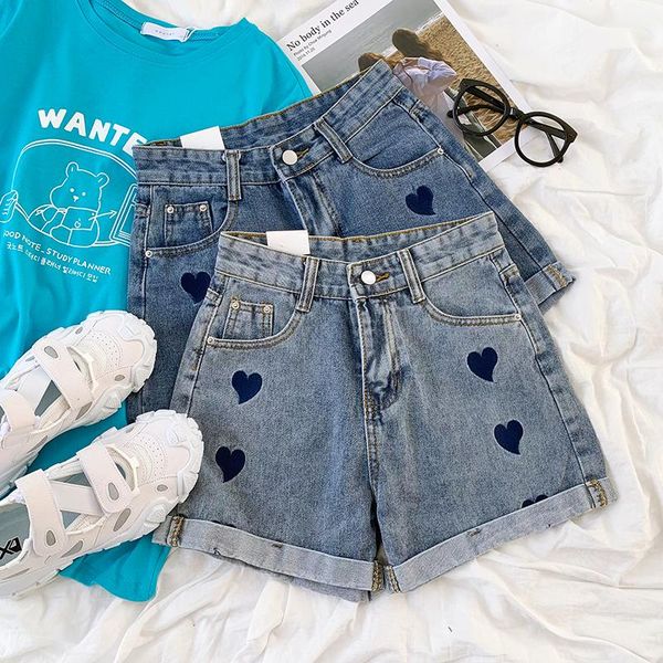 women's jeans streetwear style love heart embroidery retro wash blue summer curled high waist loose all-match denim shorts
women's jeans streetwear style love heart embroidery retro wash blue summer curled high waist loose all-match denim shorts