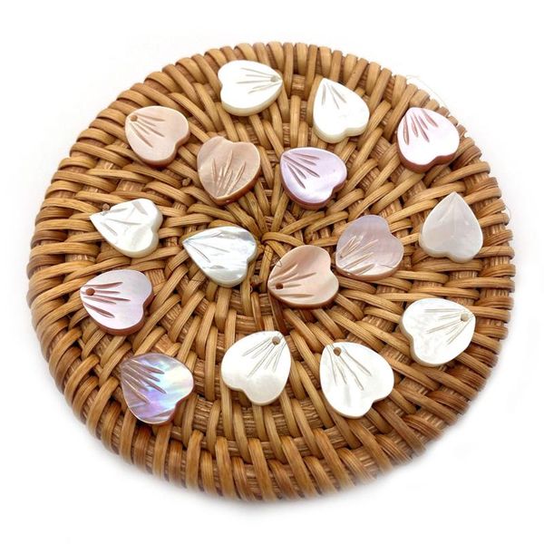 charms natural sea shell pink beads carved patterns fashion charm ladies diy making jewelry necklace earrings accessories wholesale, Bronze;silver
charms natural sea shell pink beads carved patterns fashion charm ladies diy making jewelry necklace earrings accessories wholesale, Bronze;silver