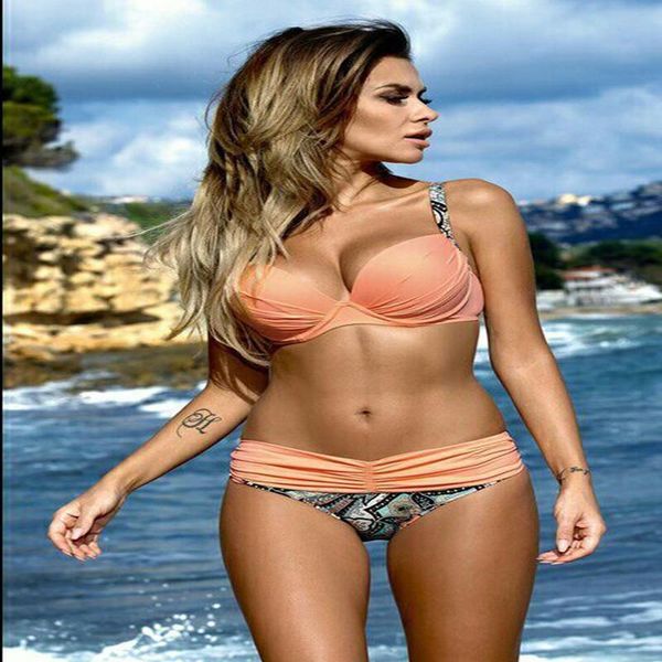 swimsuit ladies swimwear bikini high-cut contrast color candy set two-piece with underwire che one-piece suits
swimsuit ladies swimwear bikini high-cut contrast color candy set two-piece with underwire che one-piece suits