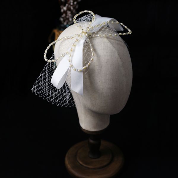 v694 elegant short wedding bridal veil plain netting cut edge satin pearls chain bowknot white marriage bride headpiece, Black
v694 elegant short wedding bridal veil plain netting cut edge satin pearls chain bowknot white marriage bride headpiece, Black