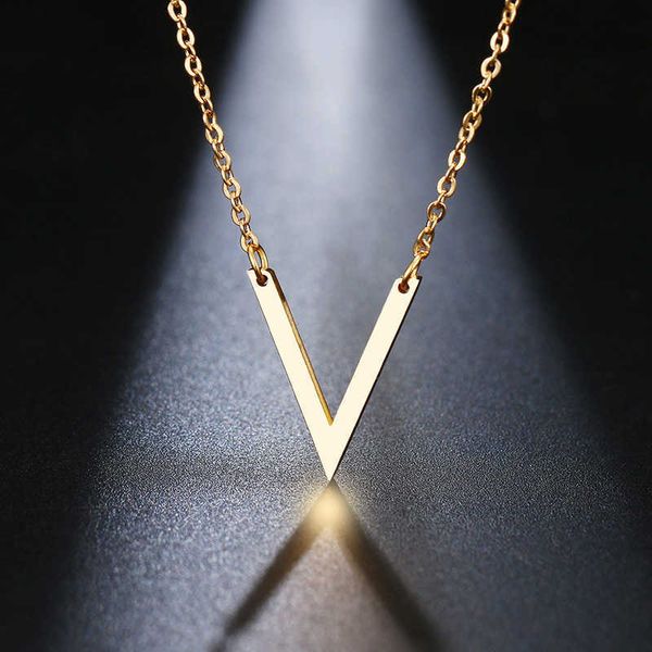 dotifi women's stainless steel necklace, single v-shaped pendant, rose gold and gold, engagement jewelry, friends, Silver
dotifi women's stainless steel necklace, single v-shaped pendant, rose gold and gold, engagement jewelry, friends, Silver