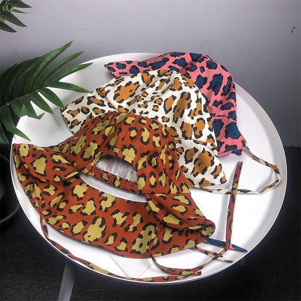 cloches spring summer individuality leopard fisherman hat cute girl casual outdoor travel sun protection
cloches spring summer individuality leopard fisherman hat cute girl casual outdoor travel sun protection