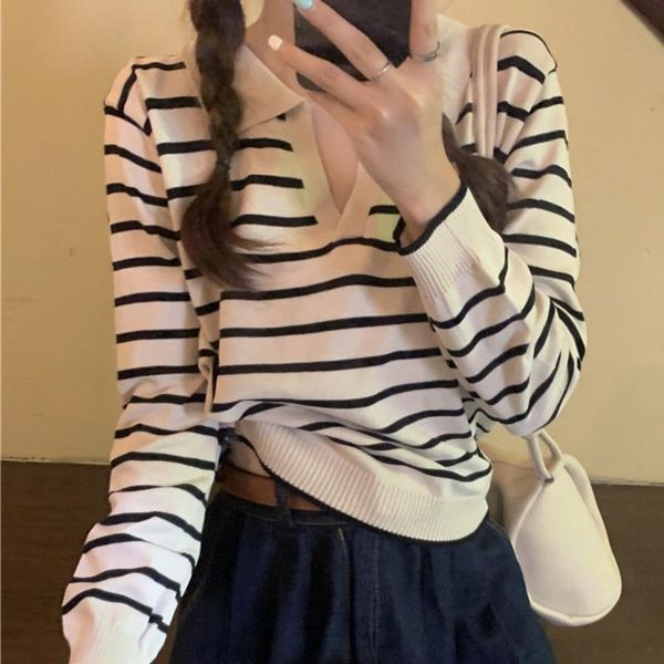 women's sweaters ins early autumn summer design sense minority t-shirt thin clothes long sleeve v-neck striped, White;black
women's sweaters ins early autumn summer design sense minority t-shirt thin clothes long sleeve v-neck striped, White;black