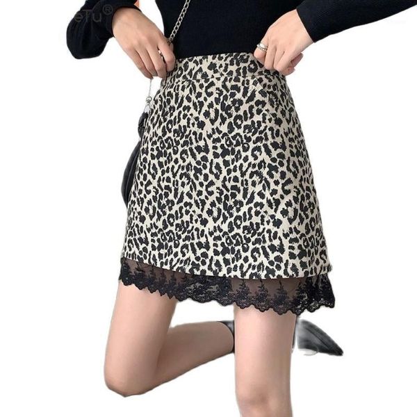 skirts lady lace hem stitching short hip skirt korean girls club slim high waist retro leopard print a-line, Black
skirts lady lace hem stitching short hip skirt korean girls club slim high waist retro leopard print a-line, Black