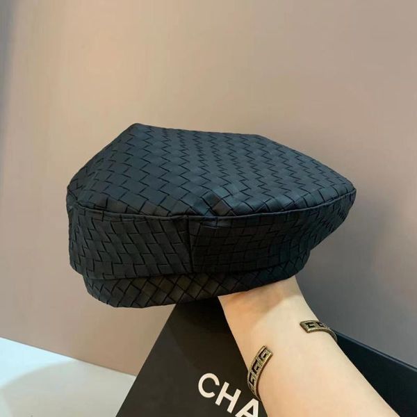 berets girls korean version fashionable solid color lattice weaving internet sensation painter hat high-end pumpkin, Blue;gray
berets girls korean version fashionable solid color lattice weaving internet sensation painter hat high-end pumpkin, Blue;gray