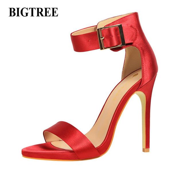 summer pumps female high heels shoes thin heeled shiny sequins buckle ankle strap sandals beling 1408-1, Black
summer pumps female high heels shoes thin heeled shiny sequins buckle ankle strap sandals beling 1408-1, Black
