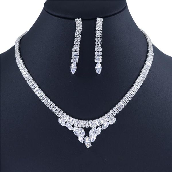 earrings & necklace simple exquisite fashion women's crystal earring set luxury zircon jewellery wholesale and retail, Silver
earrings & necklace simple exquisite fashion women's crystal earring set luxury zircon jewellery wholesale and retail, Silver