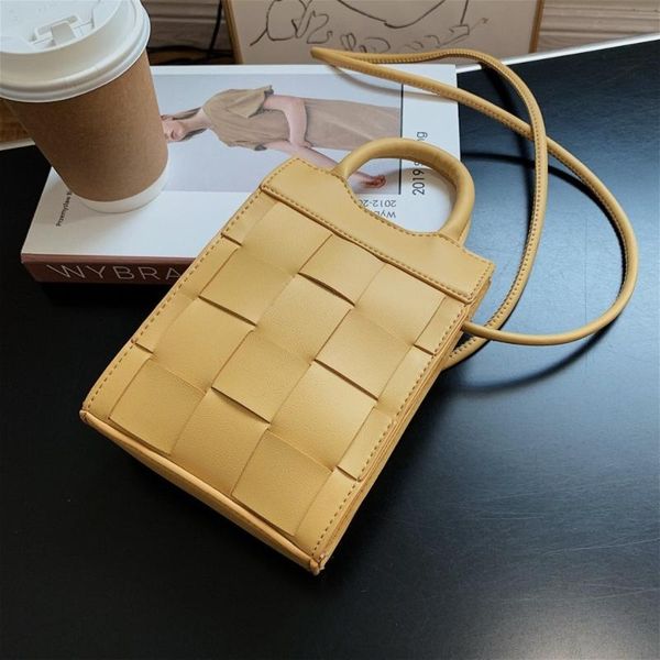 evening bags leather knitting phone purses for women small handbags luxury designer bag coin shouder messenger woven style totes 2021
evening bags leather knitting phone purses for women small handbags luxury designer bag coin shouder messenger woven style totes 2021