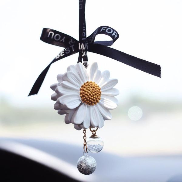 charms creative small daisy car pendant fashion perfume charm interior rearview mirror decoration supplies, Bronze;silver
charms creative small daisy car pendant fashion perfume charm interior rearview mirror decoration supplies, Bronze;silver