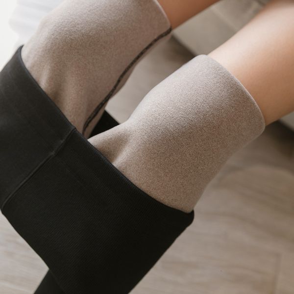 pant autumn and winter leggings, stuffed women, slimming feet, embroidered pants, trimmed pants., White