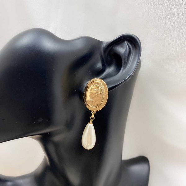 2021 brand yellow gold color fashion jewelry drop pearls earrings geisha dream party crown pearls stud jewelry, Golden
2021 brand yellow gold color fashion jewelry drop pearls earrings geisha dream party crown pearls stud jewelry, Golden