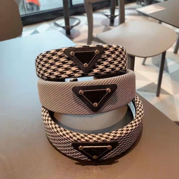 luxury designer headbands triangle hair bands for women girl brand elastic headband sports fitness headband head wrap p060, Silver
luxury designer headbands triangle hair bands for women girl brand elastic headband sports fitness headband head wrap p060, Silver