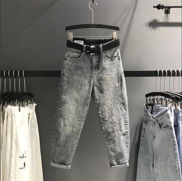 women's jeans women's plus size spring embroidered gray high-waisted fat sister loose and thin nine-point harem pants, Blue
women's jeans women's plus size spring embroidered gray high-waisted fat sister loose and thin nine-point harem pants, Blue