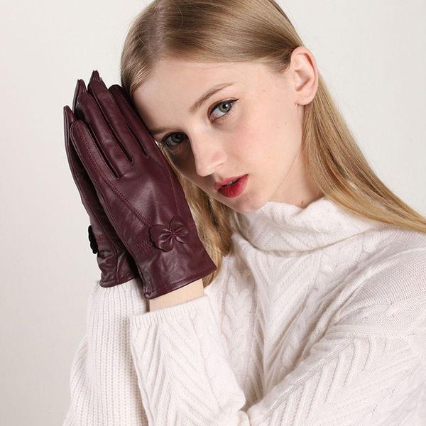 five fingers gloves fashion genuine leather female bowknot cute driving autumn winter plus velvet warm sheep s2508, Blue;gray
five fingers gloves fashion genuine leather female bowknot cute driving autumn winter plus velvet warm sheep s2508, Blue;gray