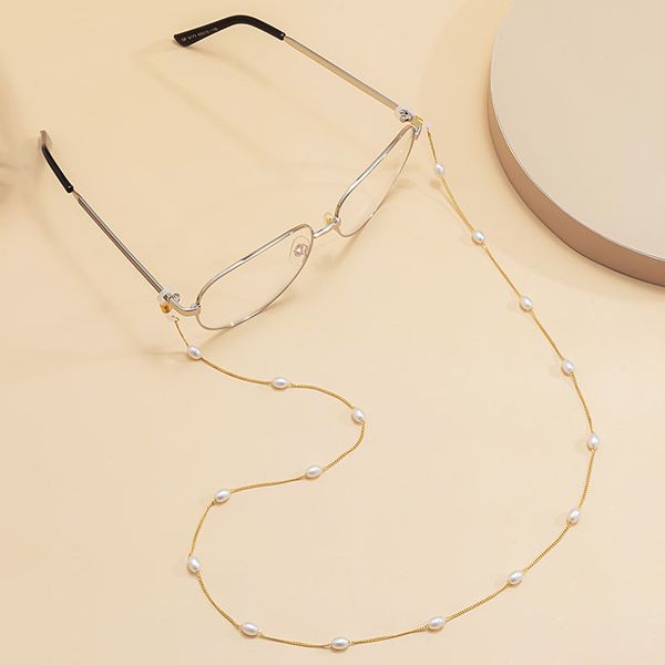 2021 simple glasses chain imitation pearl beaded sunglasses chain anti-lost glasses chain holder for jewelry
2021 simple glasses chain imitation pearl beaded sunglasses chain anti-lost glasses chain holder for jewelry