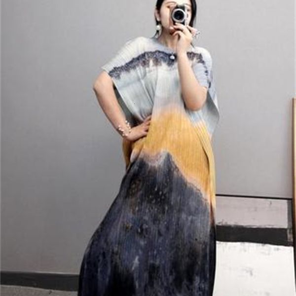 dress the fashion o-neck short sleeve print asymmetrical loose es, Black;gray
dress the fashion o-neck short sleeve print asymmetrical loose es, Black;gray