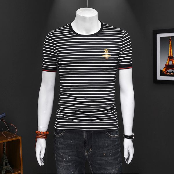 fashion t shirts 2021 summer men's stripe short sleeve urban embroidery little bee half chinese style, White;black
fashion t shirts 2021 summer men's stripe short sleeve urban embroidery little bee half chinese style, White;black