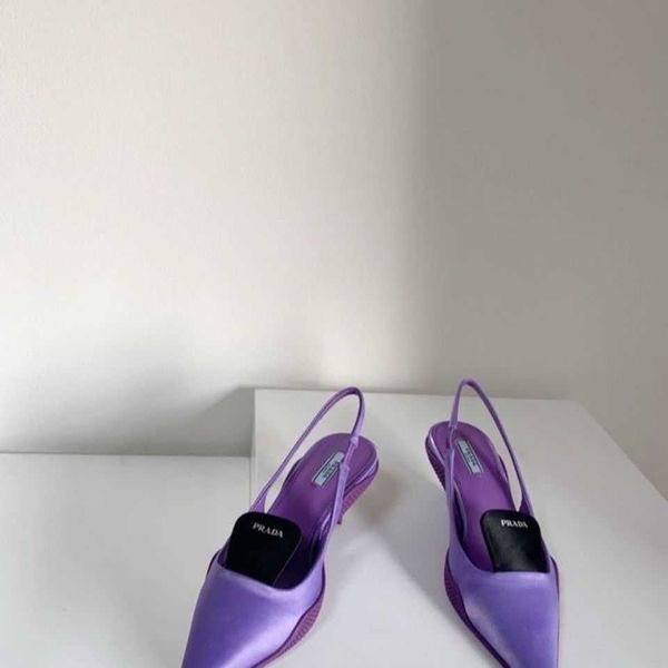 p family 2021 spring and summer new triangle label pointed cat heel shoes back trip strap high heels fashion sandals women zlh, Black
p family 2021 spring and summer new triangle label pointed cat heel shoes back trip strap high heels fashion sandals women zlh, Black