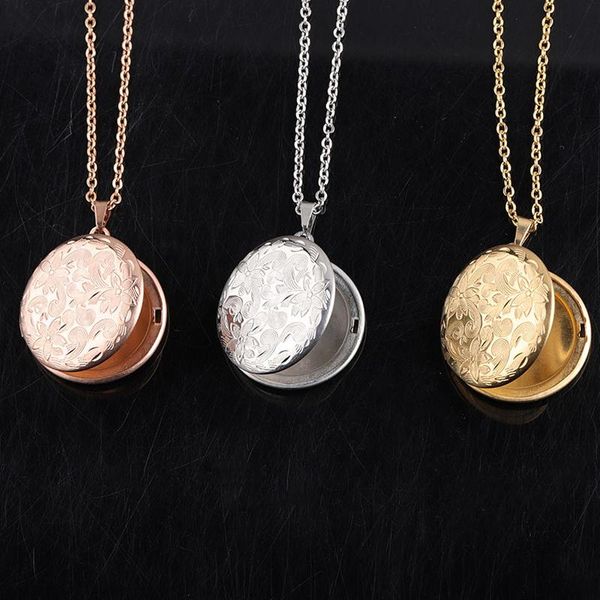 chains 1pc stainless steel charms locket necklaces women men fashion memorial jewelry carved designs round po frame pendant necklace, Silver
chains 1pc stainless steel charms locket necklaces women men fashion memorial jewelry carved designs round po frame pendant necklace, Silver