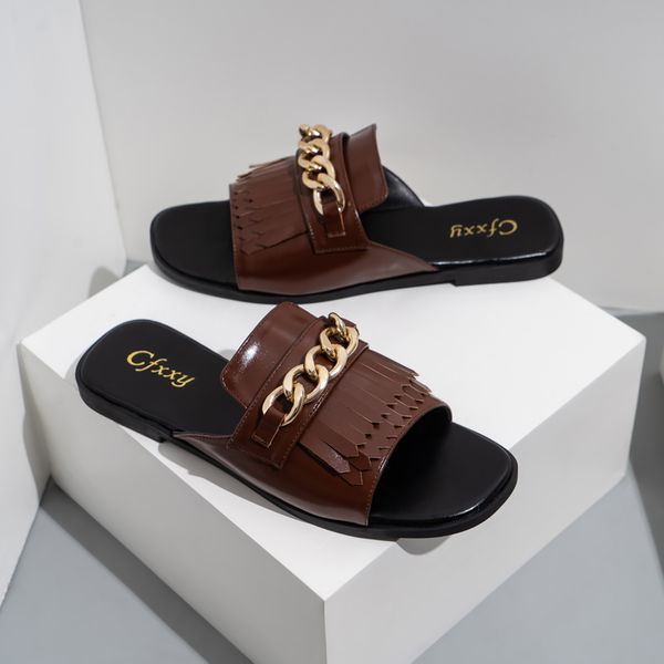 2021 metal chain flip-flops with tassel pu solid color casual slipper cfxxy-98 10, Black
2021 metal chain flip-flops with tassel pu solid color casual slipper cfxxy-98 10, Black