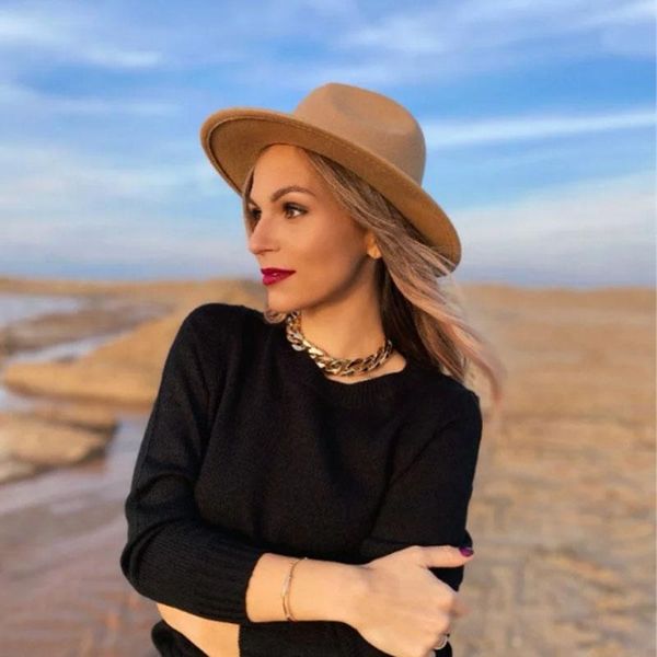 wide brim hats 2021 winter fedora for women fashion flat wool felt jazz men black goth vintage wedding hat, Blue;gray
wide brim hats 2021 winter fedora for women fashion flat wool felt jazz men black goth vintage wedding hat, Blue;gray