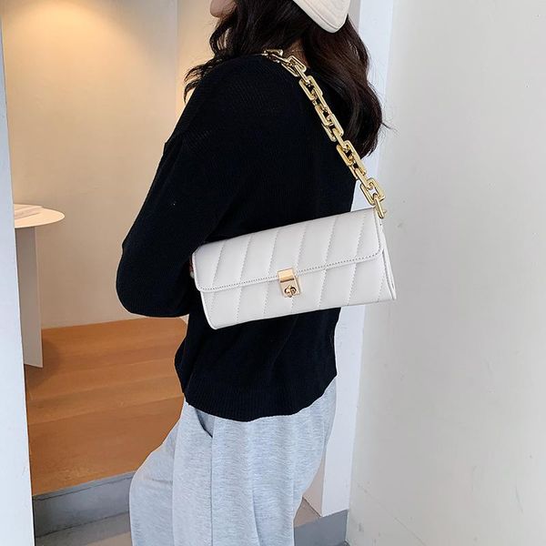 evening bags 2021 thick chain female bag western style small square shoulder handbags women fashionable purses
evening bags 2021 thick chain female bag western style small square shoulder handbags women fashionable purses