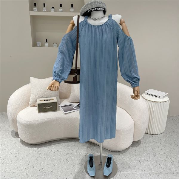 spring female summer 2021 niche retro fashion design little fresh off the shoulder cotton sleeve dress doll, Black;gray
spring female summer 2021 niche retro fashion design little fresh off the shoulder cotton sleeve dress doll, Black;gray