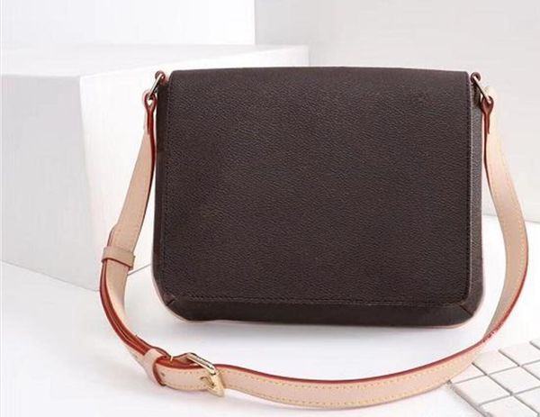 genuine leather mini teenager boys chest bags classic mediaeval messenger bags men woman travel bag female cosmetic bags commuter bag m51257
genuine leather mini teenager boys chest bags classic mediaeval messenger bags men woman travel bag female cosmetic bags commuter bag m51257