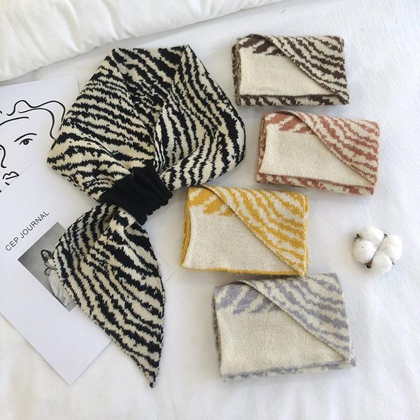 bow ties sitonjwly imitation cashmere fake collar for women wool scarf winter warm knitted bib scarves female girls neck guard, Black;gray
bow ties sitonjwly imitation cashmere fake collar for women wool scarf winter warm knitted bib scarves female girls neck guard, Black;gray