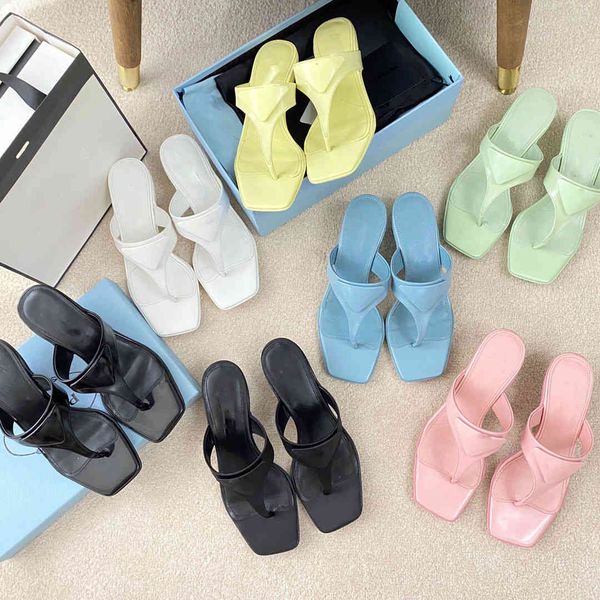 slippers p family's new square head inverted triangle cat heel sandals women's candy color genuine leather one line open toe low h, Black 
slippers p family's new square head inverted triangle cat heel sandals women's candy color genuine leather one line open toe low h, Black