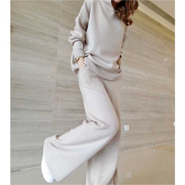autumn winter women solid color hooded pullover knit sweater + casual wide leg pants fashion two piece set 210531, White
autumn winter women solid color hooded pullover knit sweater + casual wide leg pants fashion two piece set 210531, White