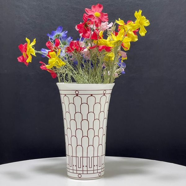 vases large luxury porcelain geometric flower vase decorative ceramic filler for home party wedding office gifts table container
vases large luxury porcelain geometric flower vase decorative ceramic filler for home party wedding office gifts table container