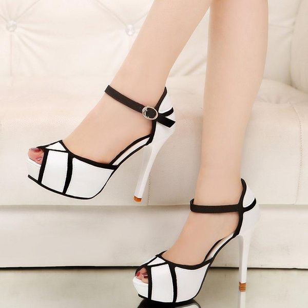 dress shoes summer hollow buckle women's european and american fight color fish mouth fine with high heels young daily 785, Black
dress shoes summer hollow buckle women's european and american fight color fish mouth fine with high heels young daily 785, Black