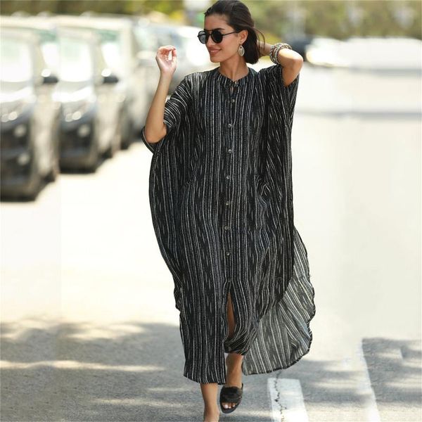 women beach dress cover-ups swimsuit cover up robe swimming beachwear 2021 long swim cape for woman crochet summer tunic dresses women', White;black
women beach dress cover-ups swimsuit cover up robe swimming beachwear 2021 long swim cape for woman crochet summer tunic dresses women', White;black