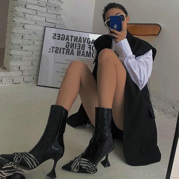 boots short women's autumn/winter 2021 pointed rhinestone cross belt stiletto mid-tube side zipper drilling boot, Black
boots short women's autumn/winter 2021 pointed rhinestone cross belt stiletto mid-tube side zipper drilling boot, Black