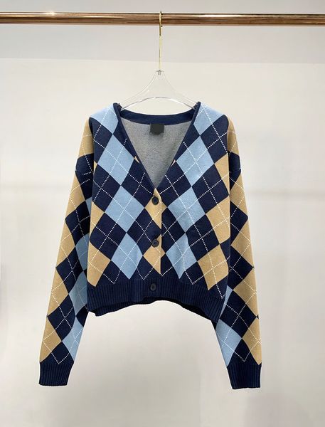 retro contrast sweater rhombus v-neck knitted cardigan women 2021 new autumn and winter lazy wind long-sleeved jacket,xqnm724 5041, White;black
retro contrast sweater rhombus v-neck knitted cardigan women 2021 new autumn and winter lazy wind long-sleeved jacket,xqnm724 5041, White;black