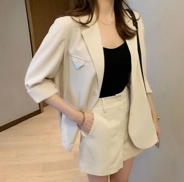 two piece dress 2021 korean preppy style single breasted blazer spring autumn fashion chic skirt suits women solid colors office blazers, White
two piece dress 2021 korean preppy style single breasted blazer spring autumn fashion chic skirt suits women solid colors office blazers, White