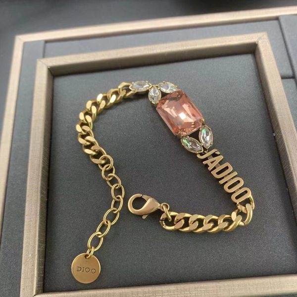 aaa designer jewelry new letter wheat ear eye pink necklace women's high version bracelet earring set, Silver
aaa designer jewelry new letter wheat ear eye pink necklace women's high version bracelet earring set, Silver