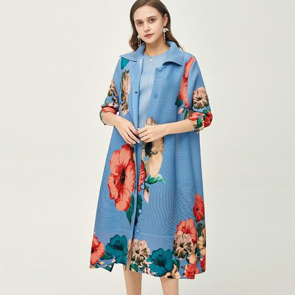 women's trench coats coat women plus size 2021 autumn big flowers printed turn down collar single breasted stretch loose elegant outerw, Tan;black
women's trench coats coat women plus size 2021 autumn big flowers printed turn down collar single breasted stretch loose elegant outerw, Tan;black
