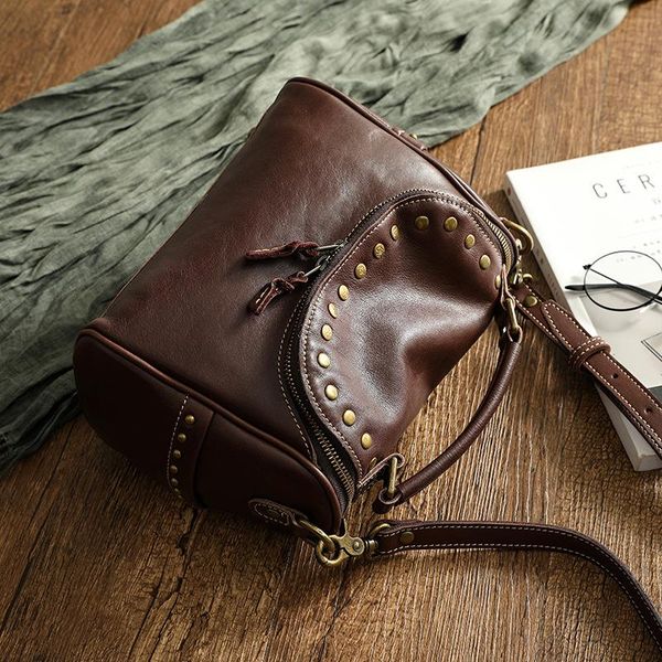 cross body form simple genuine leather women bag 2021 fashion rivet solid color cowhide handbag vintage handmade shoulder bags
cross body form simple genuine leather women bag 2021 fashion rivet solid color cowhide handbag vintage handmade shoulder bags