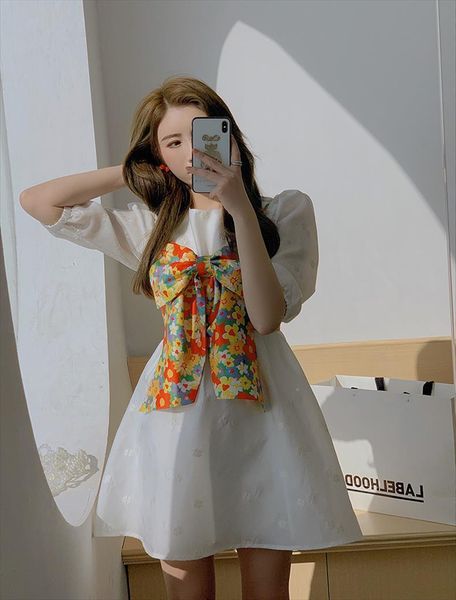 summer fashion white women tracksuits high waist dress temperament print bowknot sleeveless vest two piece set, Gray
summer fashion white women tracksuits high waist dress temperament print bowknot sleeveless vest two piece set, Gray