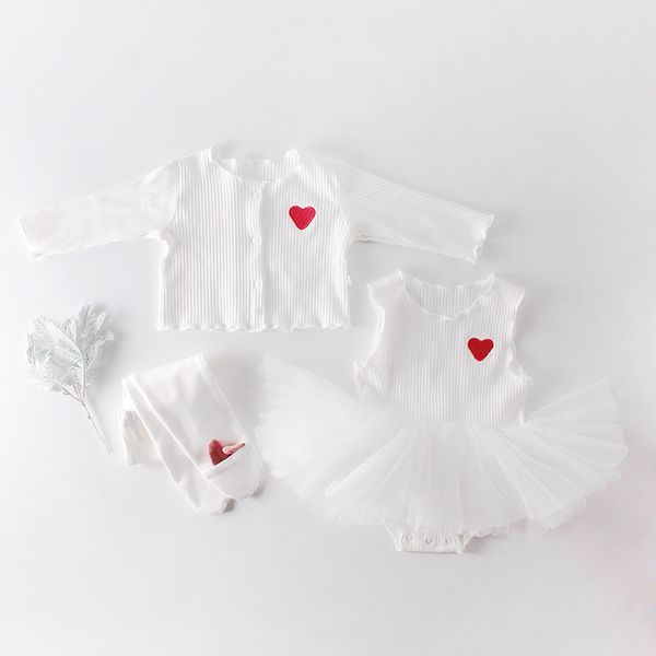 0-2yrs brand baby girl clothes spring infant multi-layer screen vest skirt + love embroidered jacket gift 210429, Blue
0-2yrs brand baby girl clothes spring infant multi-layer screen vest skirt + love embroidered jacket gift 210429, Blue