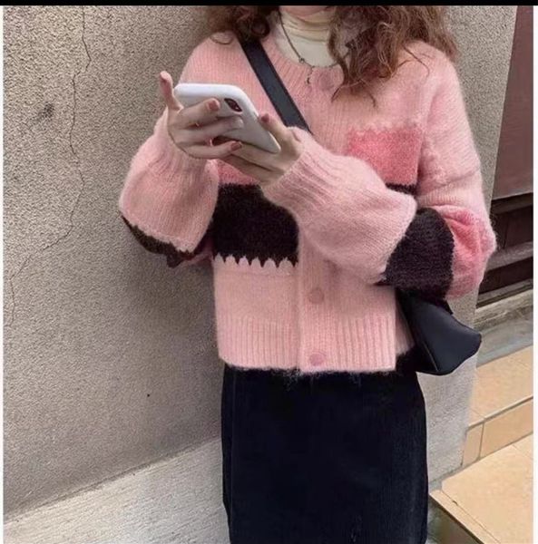 mixed color stripe retro crew neck sweater womens autumn and winter loose outer wear cardigan long-sleeved sweater coat fashion, White
mixed color stripe retro crew neck sweater womens autumn and winter loose outer wear cardigan long-sleeved sweater coat fashion, White