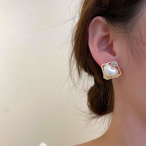 925 silver needle love diamond geometric earrings japanese and fashion style simple temperament earrings celebrity personality earrings, Golden
925 silver needle love diamond geometric earrings japanese and fashion style simple temperament earrings celebrity personality earrings, Golden